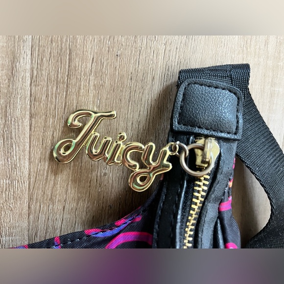 Juicy Couture Black and Pink Crossbody Bag - Picture 4 of 5